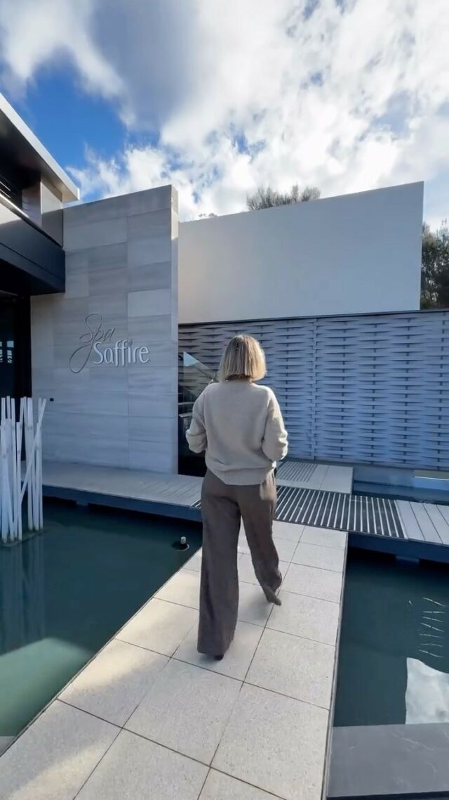 Despite our spectacular location, a stay at Saffire isn’t just about seeing the sights of the Freycinet area. We want you to leave feeling refreshed and restored - so be sure to carve out some ‘me time’ for an invigorating treatment with one of our expert therapists at Spa Saffire.

📹: @jamesvodicka 

#saffirefreycinet #luxurylodgesofaustralia #discovertasmania #eastcoasttasmania #wellness #spasaffire #spa #dayspa #massage #treatyourself